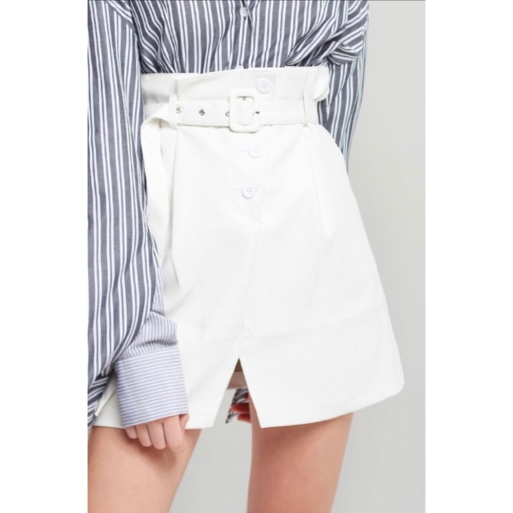 NWT storets zeyneb white buttoned pleather skirt